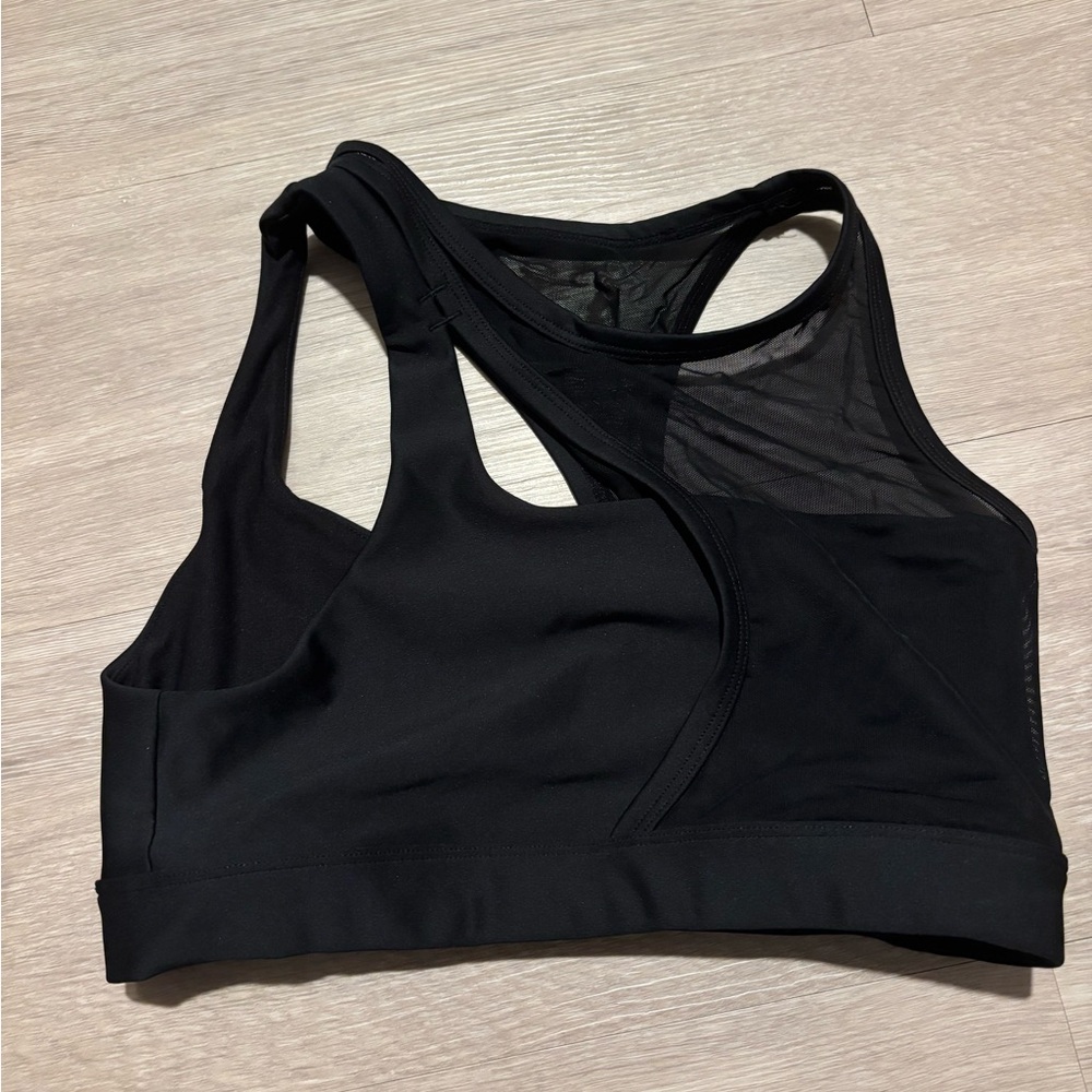 Alo Yoga Airlift sports Bra with Mesh
